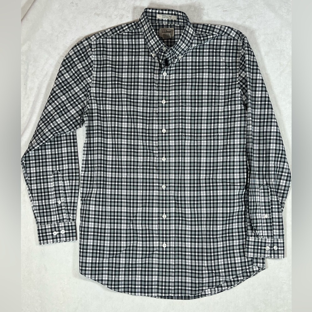 L.L. Bean Medium Tall Classic Black and White Checkered Men's Shirt Wrinkle Free